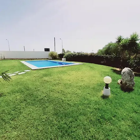 Villa With Private Pool And Nearby Beach Villa *